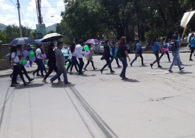 Marcha en el centro de Cochabamba con concientizando sobre el cuidado de la audición Foto 4