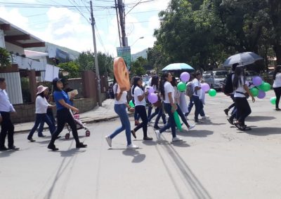 Marcha en el centro de Cochabamba con concientizando sobre el cuidado de la audición Foto 5